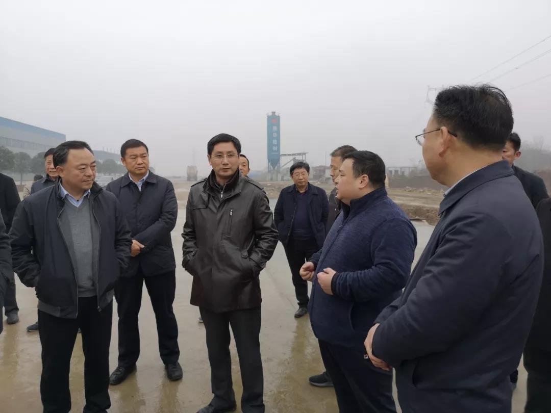 隨州市委、市人大代表團(tuán)蒞臨程力集團(tuán)商用車產(chǎn)業(yè)園視察